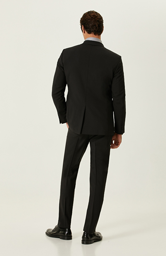 Siyah Pötikare Desenli Takım Elbise