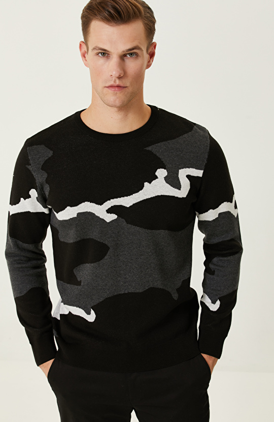 Siyah Kamuflaj Desenli Kazak