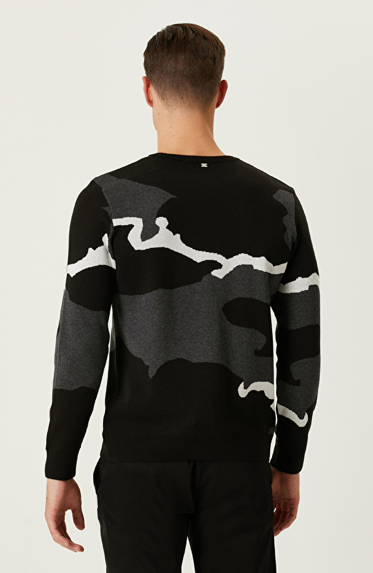 Siyah Kamuflaj Desenli Kazak