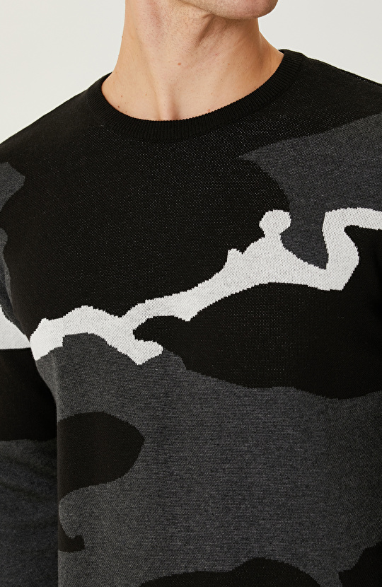 Siyah Kamuflaj Desenli Kazak