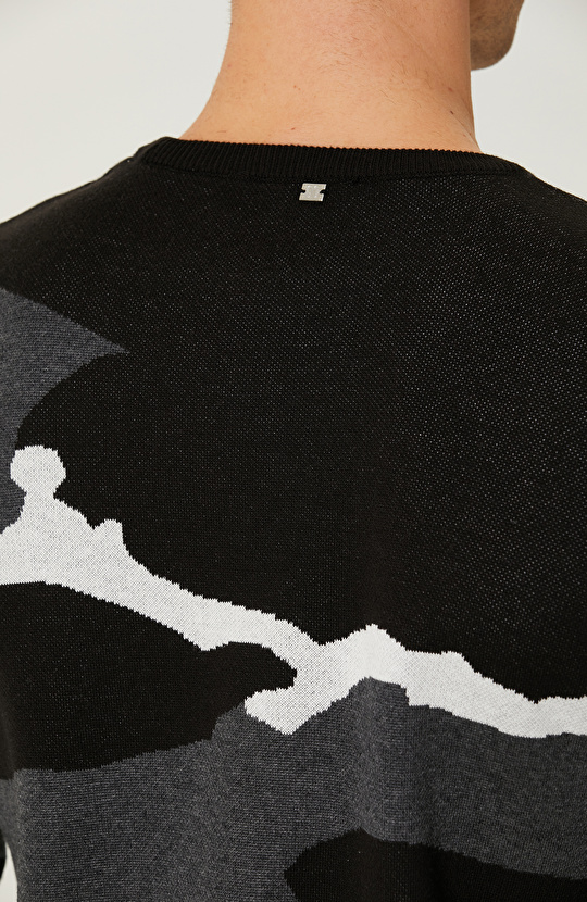 Siyah Kamuflaj Desenli Kazak