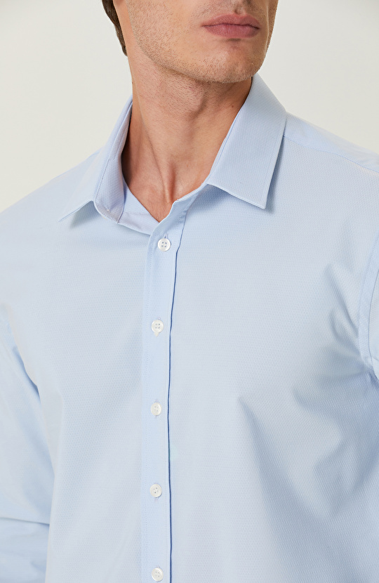 Açık Mavi Likralı Gömlek