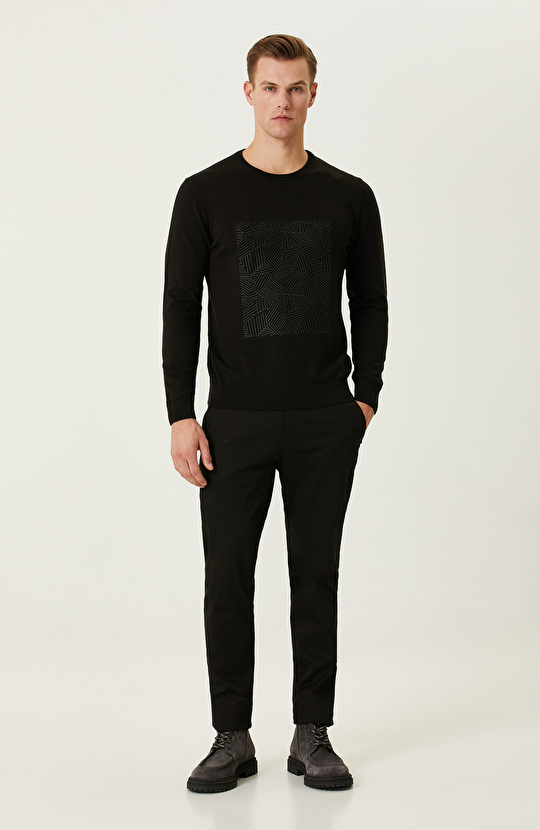 Siyah Baskılı Kazak