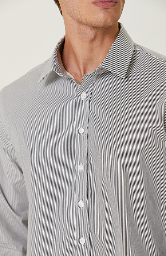 Pamuklu Siyah Beyaz Çizgili Gömlek