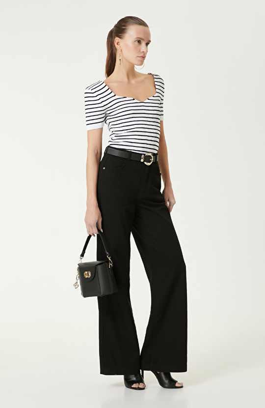  Siyah Beyaz Çizgili Kısa Kollu Kazak