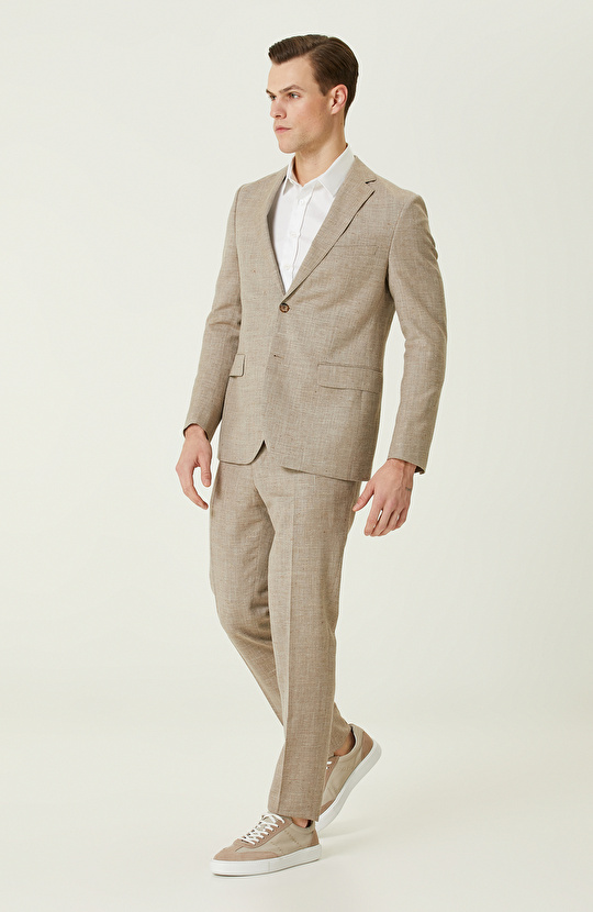 Limited Loro Beige Suit Made of Piana Fabric
