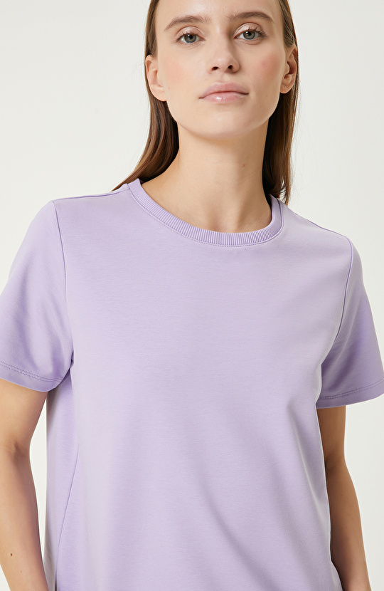  Lila T-Shirt