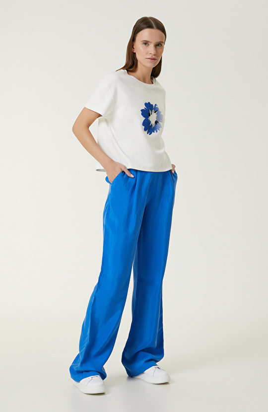  Beyaz Desenli T-Shirt