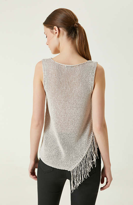 Bej Püsküllü Triko Atlet