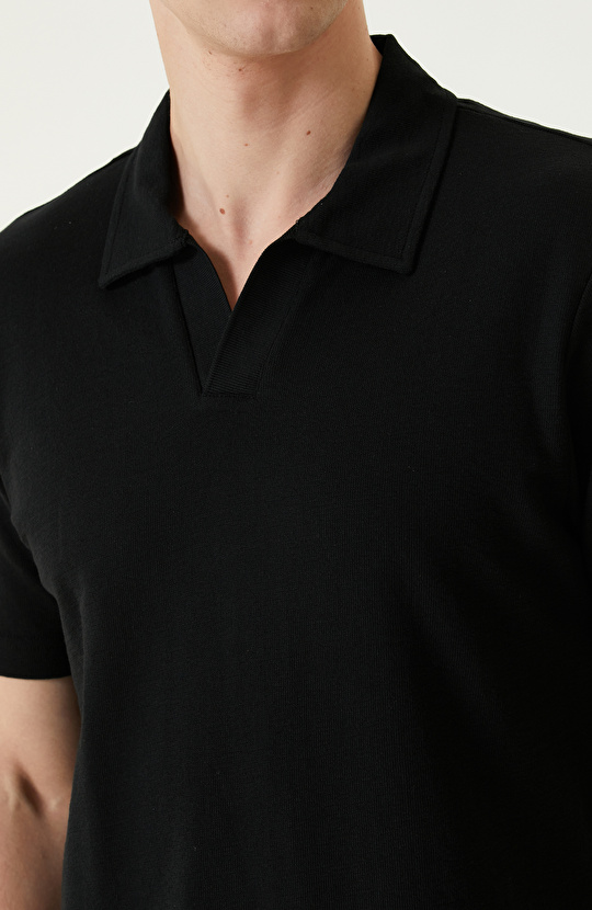 Siyah Polo Yaka T-shirt