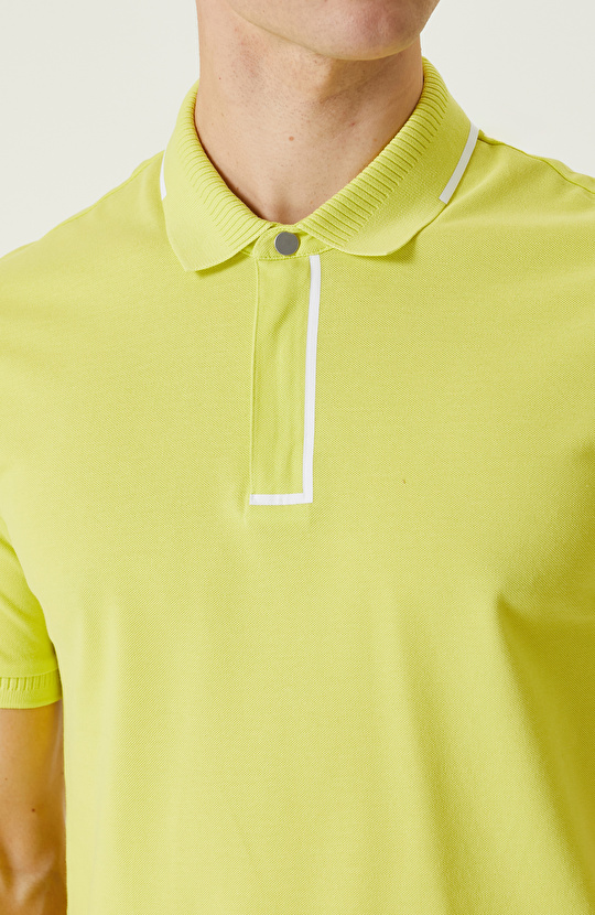 Fıstık Yeşili Polo Yaka T-Shirt