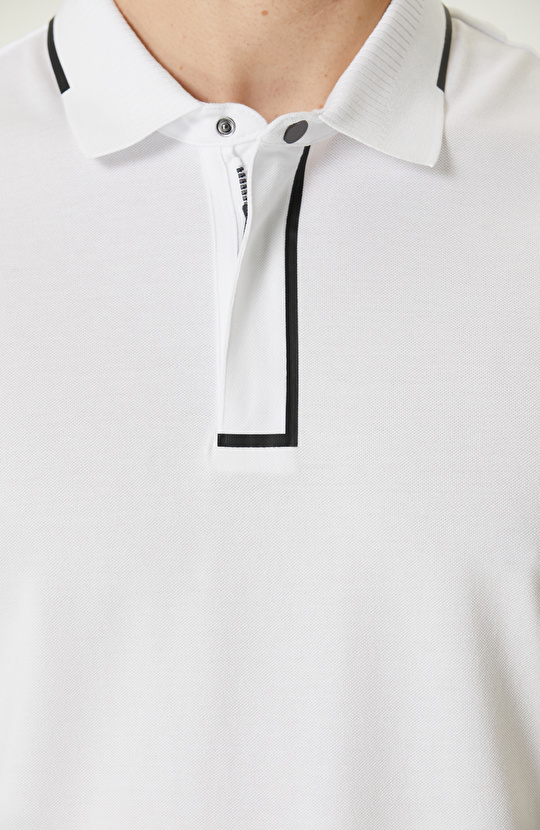  Beyaz Polo Yaka T-Shirt