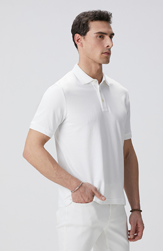 Kırık Beyaz Polo Yaka T-shirt