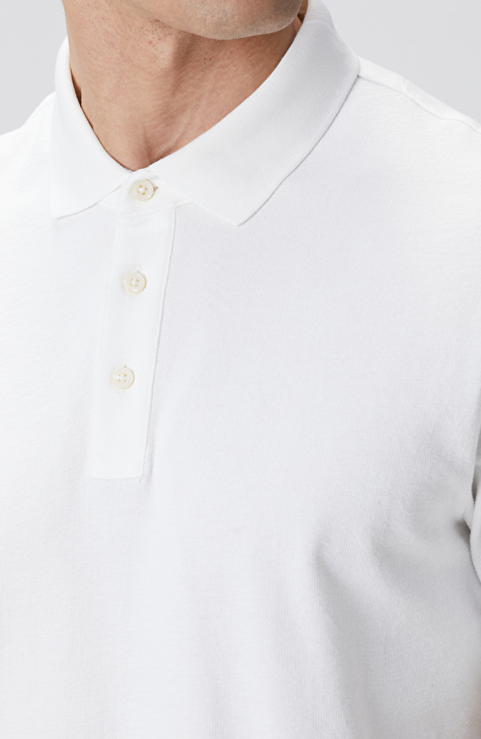 Kırık Beyaz Polo Yaka T-shirt