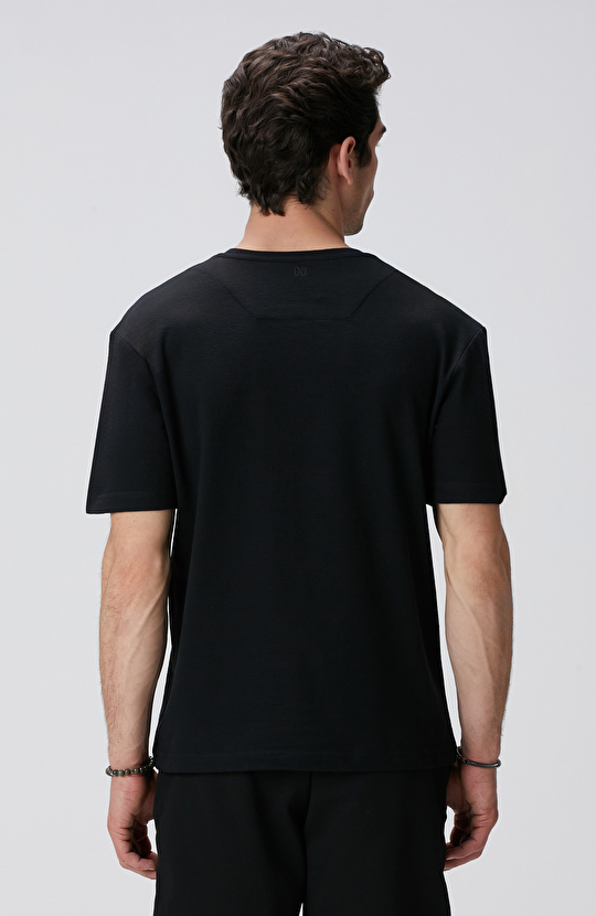 Siyah T-shirt