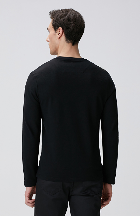 Siyah T-shirt