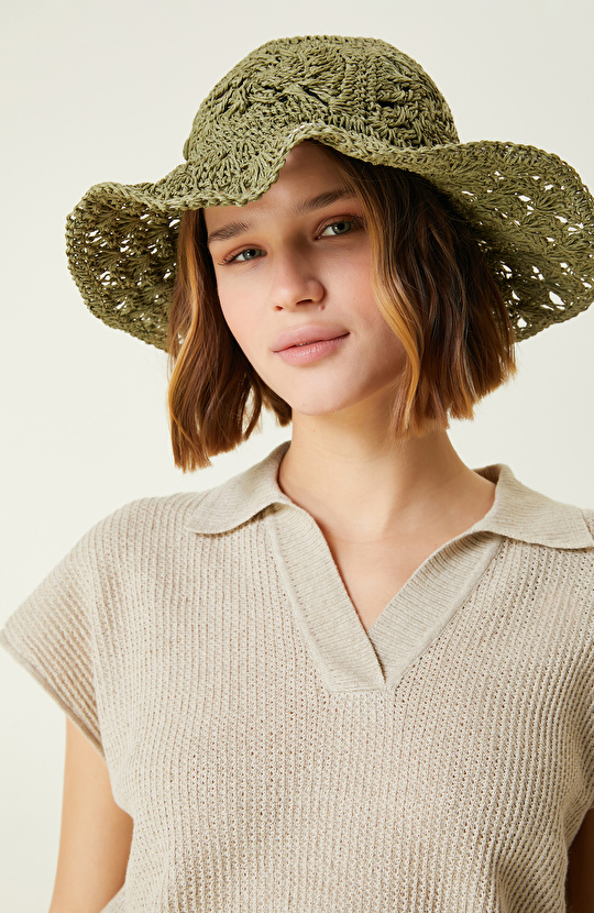 Yeşil Örgü Dokulu Kadın Şapka