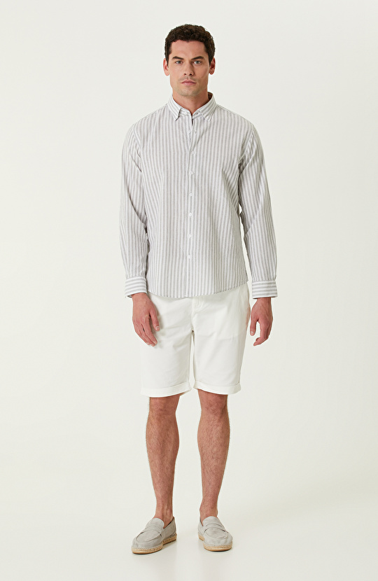 Gri Beyaz Çizgi Desenli Keten Gömlek