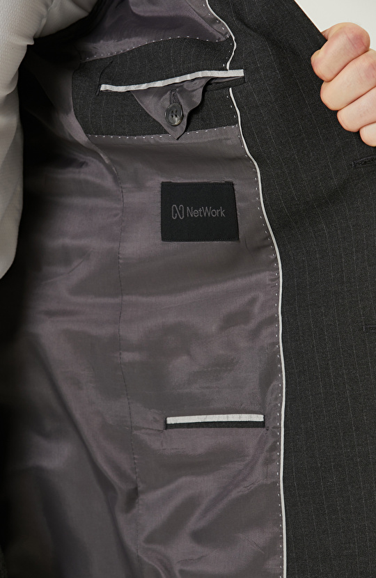 Çizgili Takım Elbise 