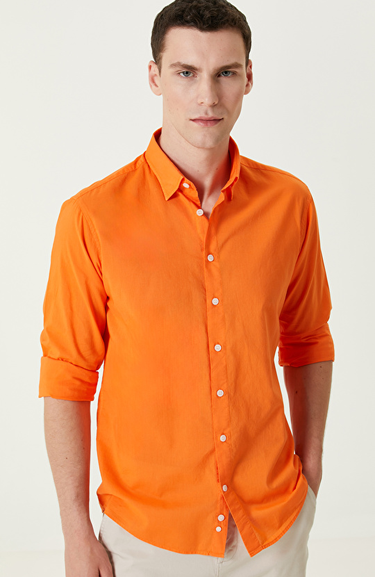 Turuncu Gömlek