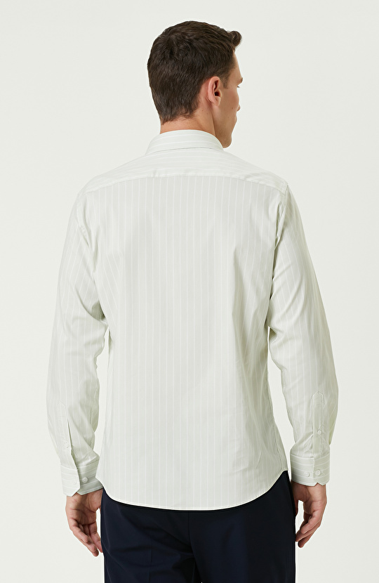 Yeşil Çizgi Desenli Gömlek