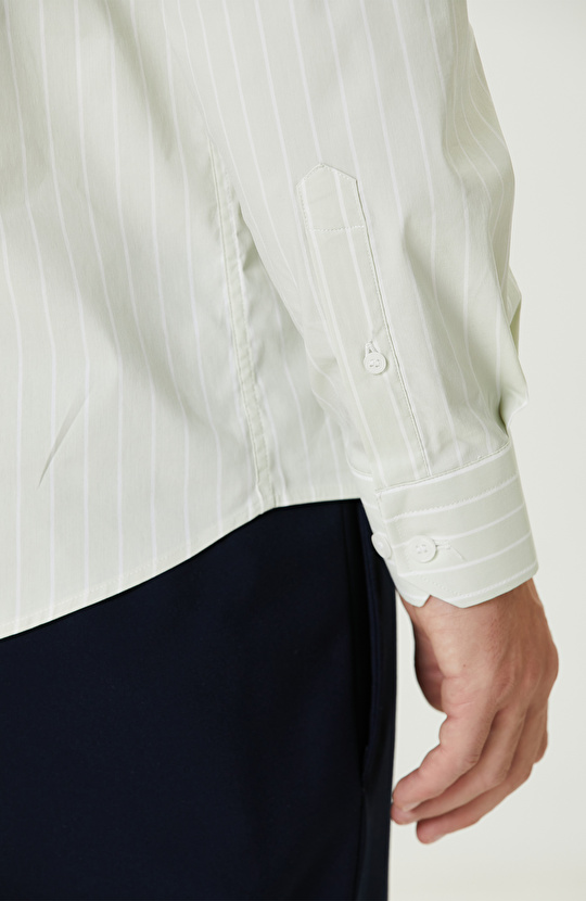 Yeşil Çizgi Desenli Gömlek