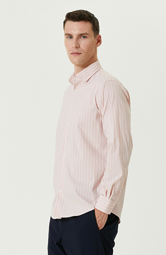 Pembe Çizgi Desenli Gömlek