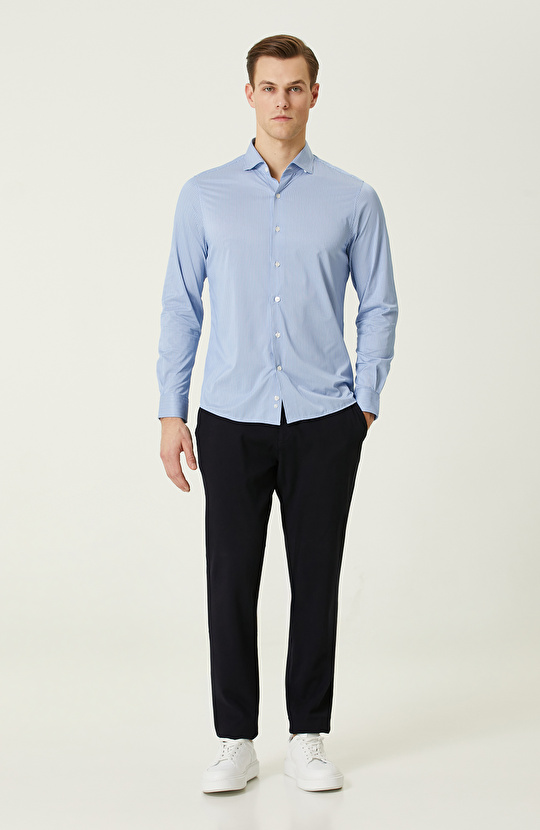 Mavi Çizgili Gömlek