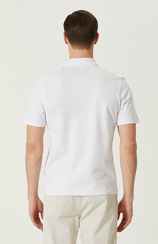 Beyaz Polo Yaka T-shirt