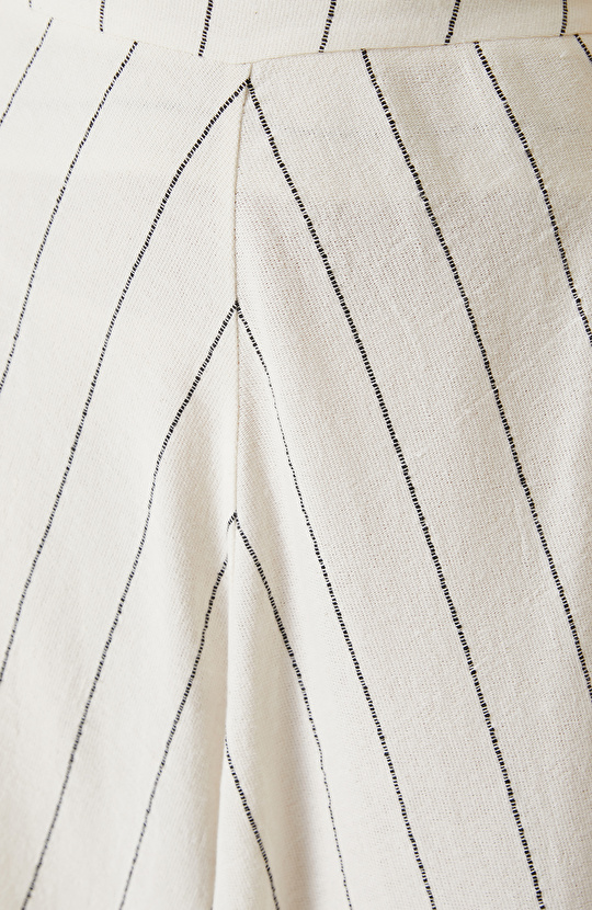 Beyaz Siyah Çizgili Plaj Etek