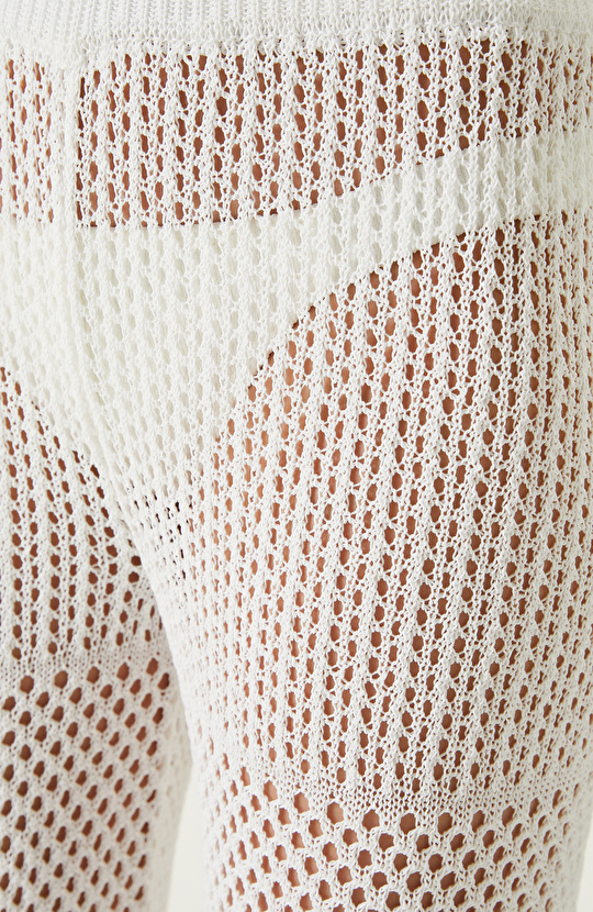 Ekru Ajurlu Plaj Pantolonu