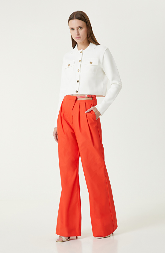 Kırmızı Pantolon Kırmızı Pantolon