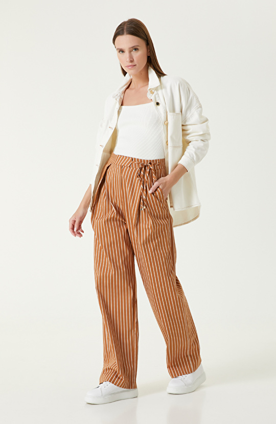 Karamel Çizgili Pantolon Karamel Çizgili Pantolon