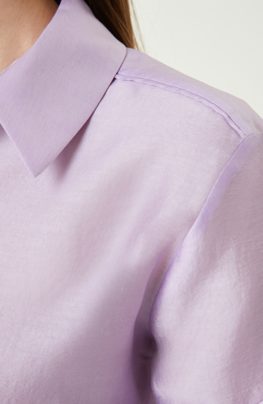  Lila Gömlek