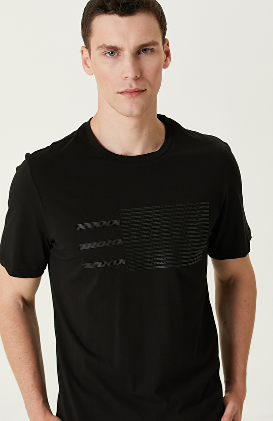 Siyah T-shirt