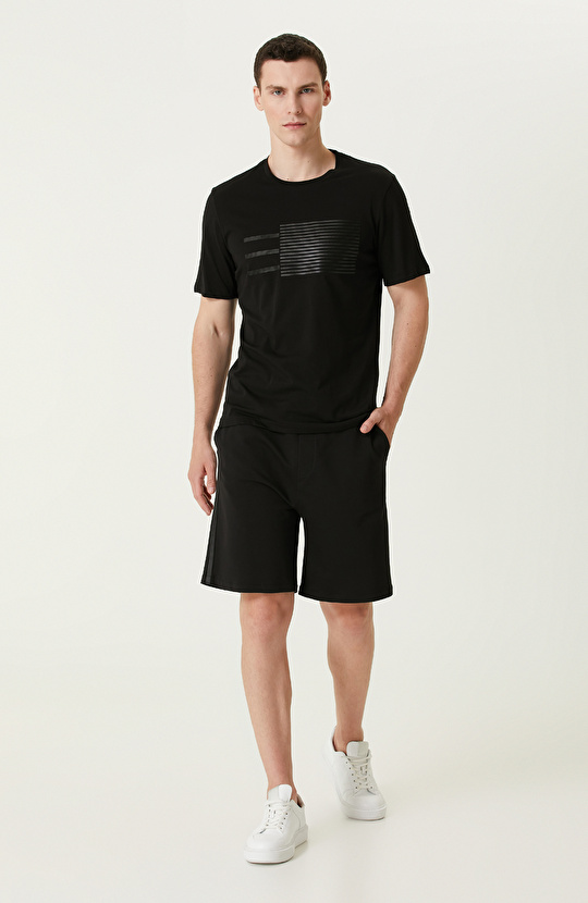 Siyah T-shirt