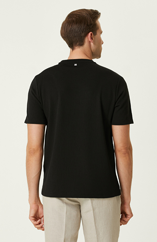 Siyah T-shirt
