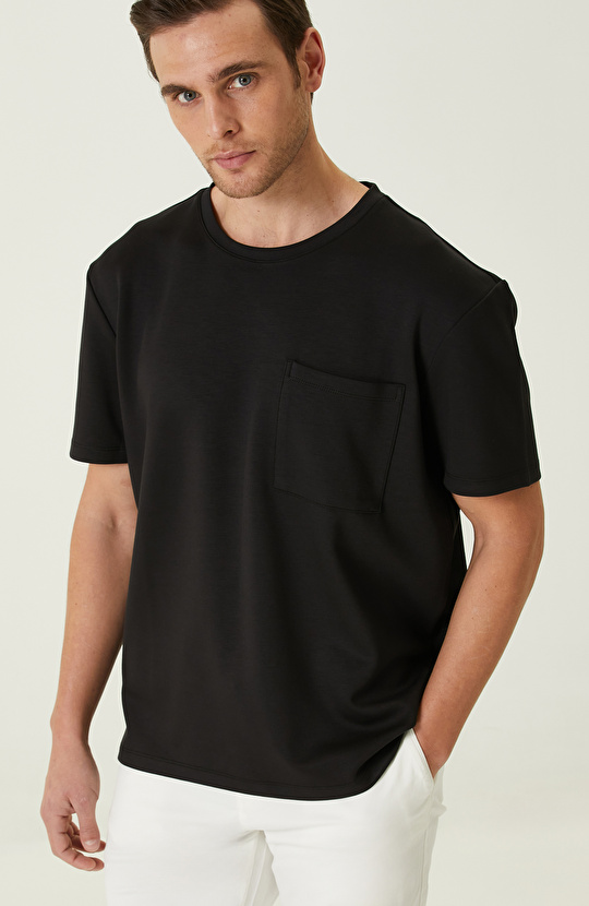 Siyah T-shirt