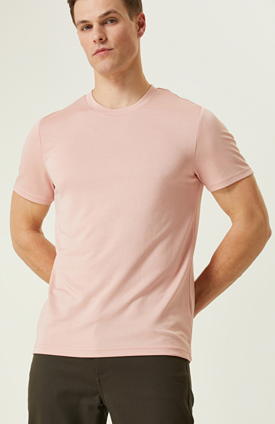 Pembe T-shirt