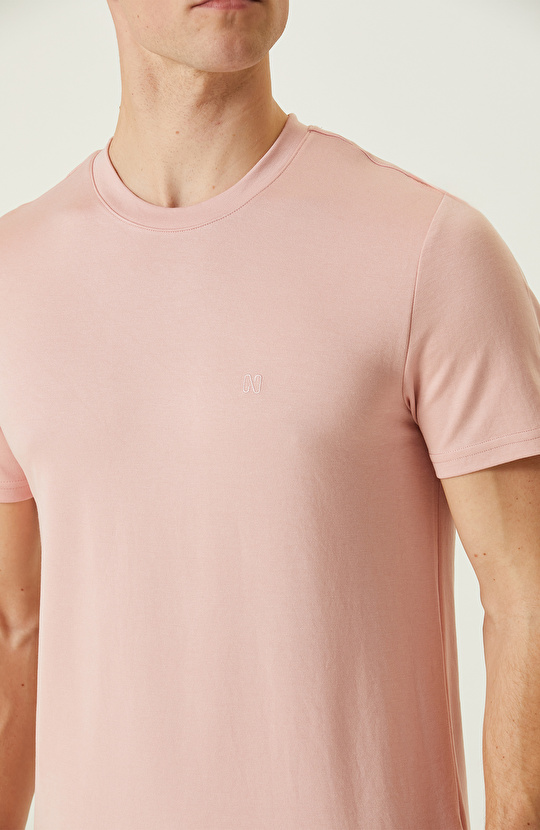 Pembe T-shirt