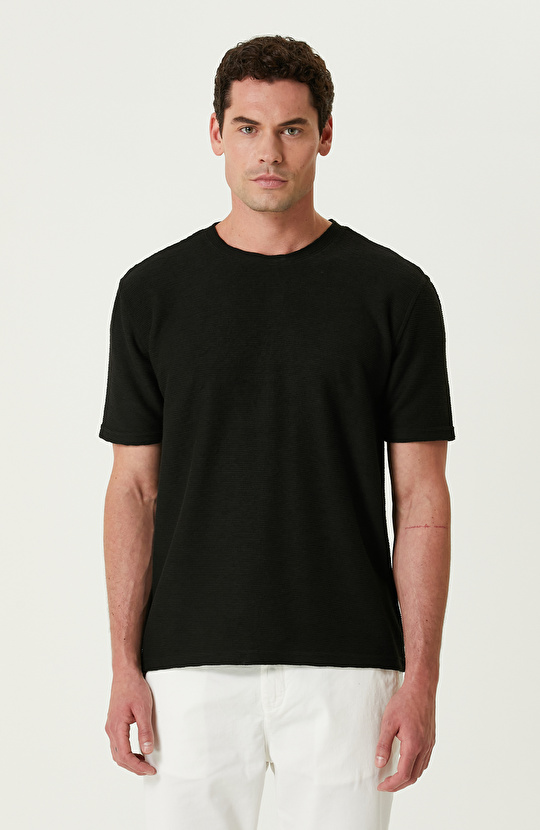 Siyah T-shirt