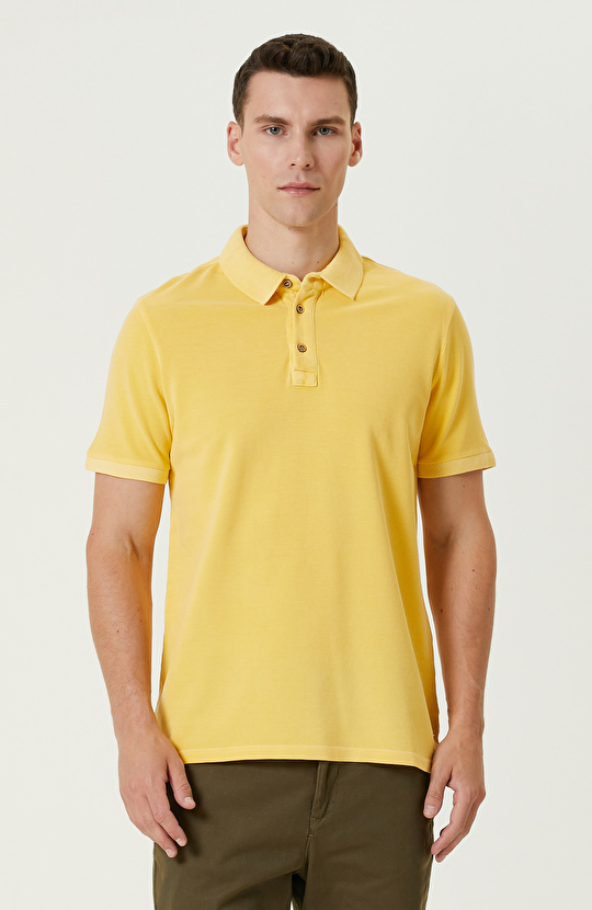 Sarı T-shirt Sarı T-shirt