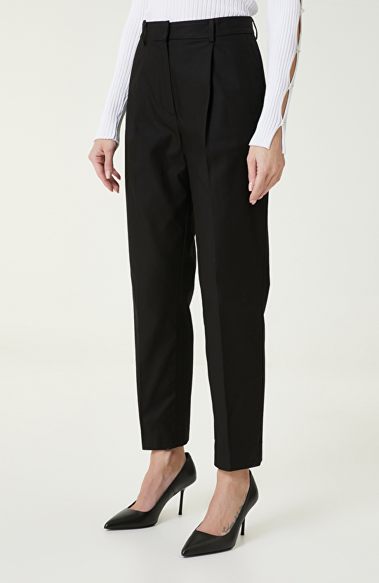 Siyah Diyagonal Desenli Pantolon