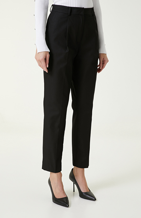 Siyah Diyagonal Desenli Pantolon