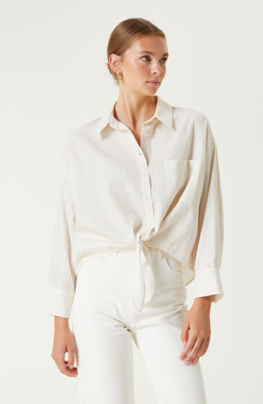Kırık Beyaz Bej Çizgi Desenli Gömlek