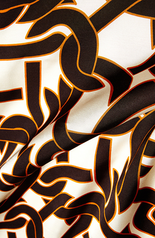 Kahverengi Desenli Kadın Eşarp