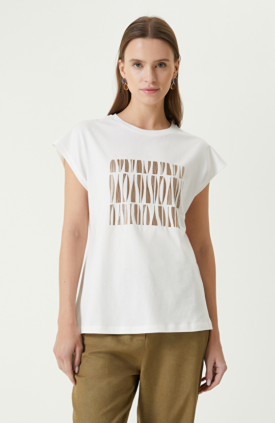 Ekru Nakışlı T-shirt