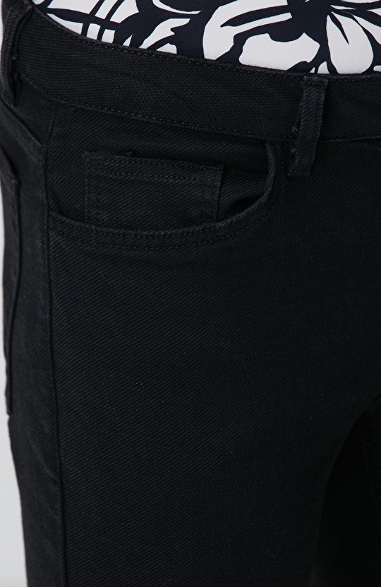 Siyah Denim Pantolon