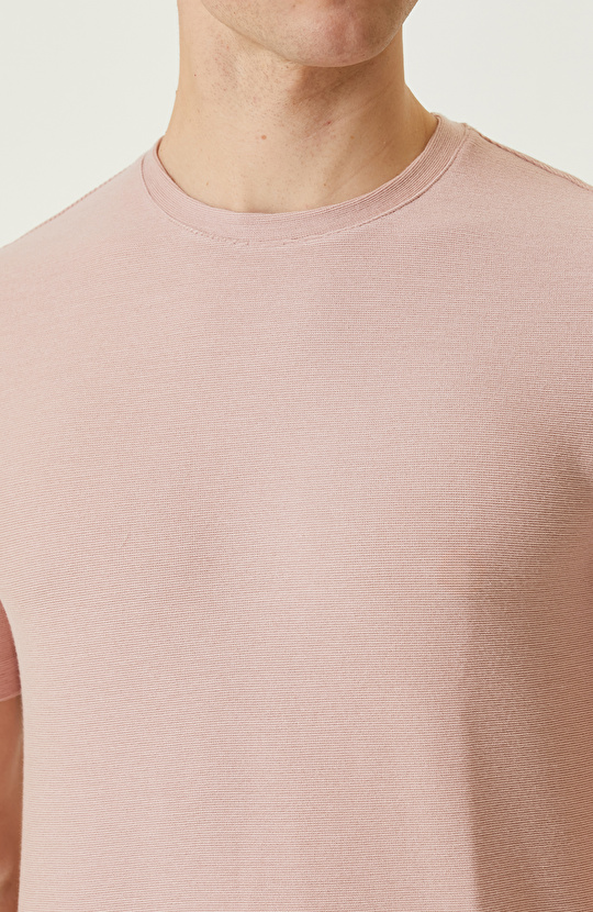 Pembe T-shirt