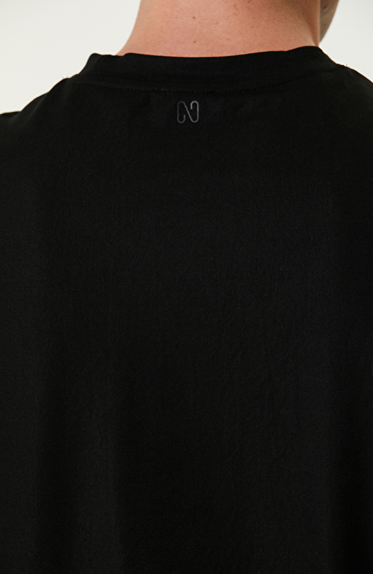 Siyah T-shirt